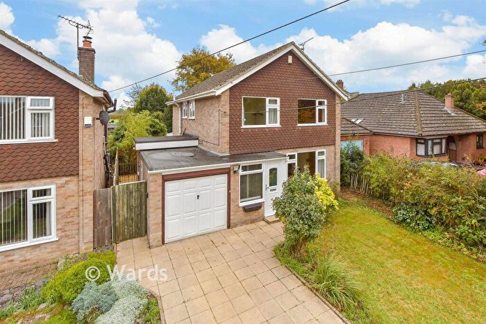 3 Bedroom Detached House For Sale In Chart Corner, Chart Sutton, Maidstone, Kent, ME17