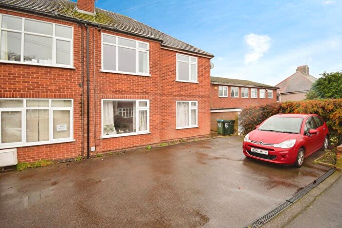 2 Bedroom Apartment For Sale In Woodside Avenue South, Finham, Coventry, CV3