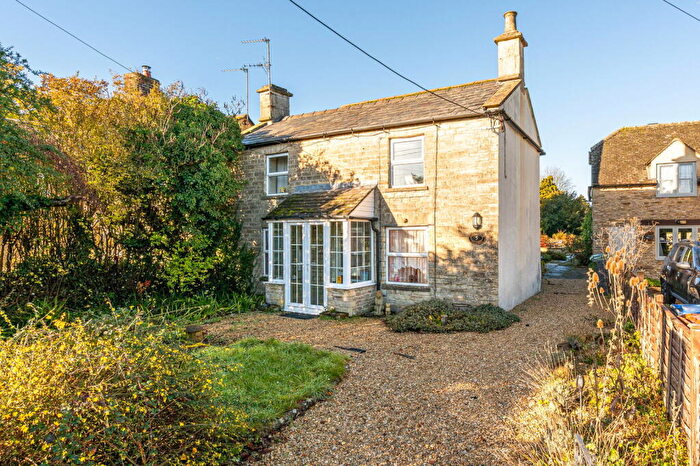 3 Bedroom Detached House For Sale In The Street, Crudwell, SN16