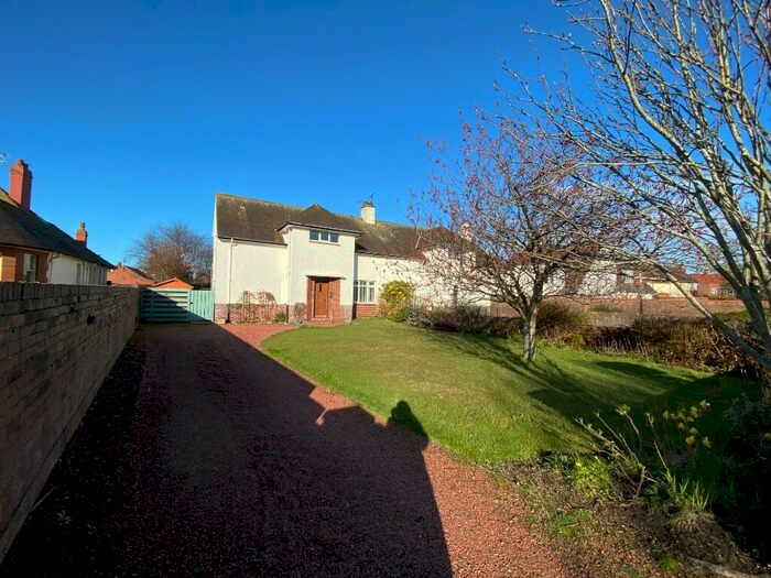 3 Bedroom Semi-Detached House To Rent In Bentinck Drive, Troon, Ayrshire, KA10
