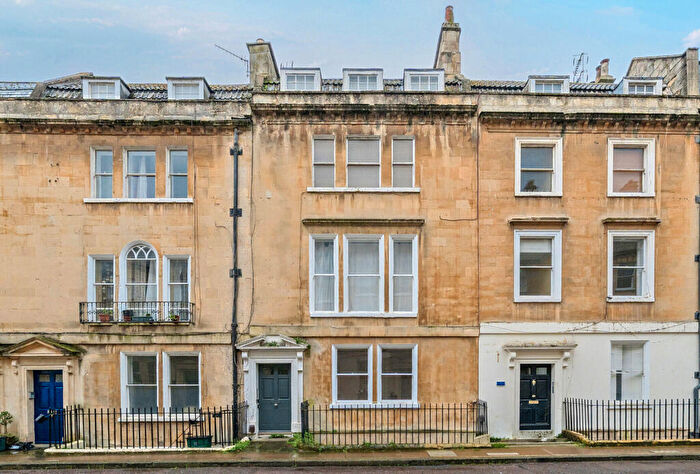 1 Bedroom Apartment For Sale In New King Street, Bath, Somerset, BA1