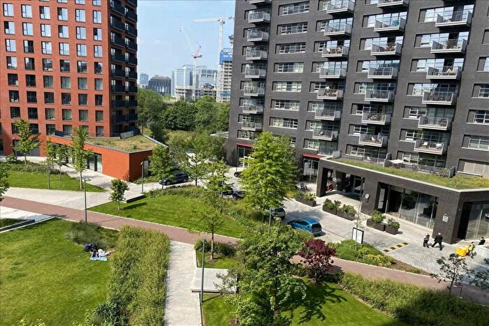 1 Bedroom Flat For Sale In Grantham House, E14