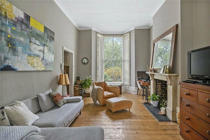 1 Bedroom Flat To Rent In Leighton Crescent, Kentish Town, London, NW5