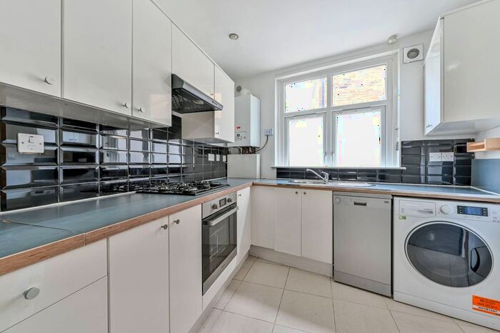 2 Bedroom Terraced House To Rent In Rectory Road, Stoke Newington, London, N16