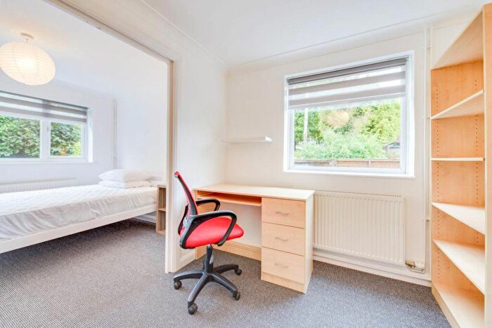 6 Bedroom House To Rent In Mill Lane, Canterbury, CT2