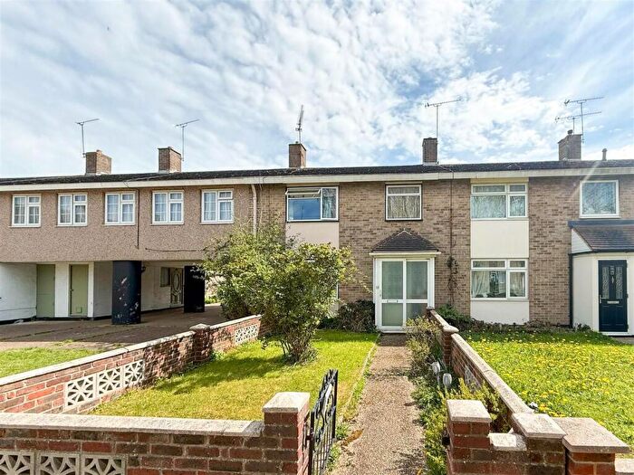 3 Bedroom Terraced House To Rent In Butneys, Basildon, SS14