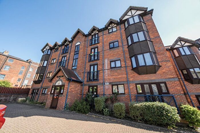 1 Bedroom Flat For Sale In Reading, Berkshire, RG1