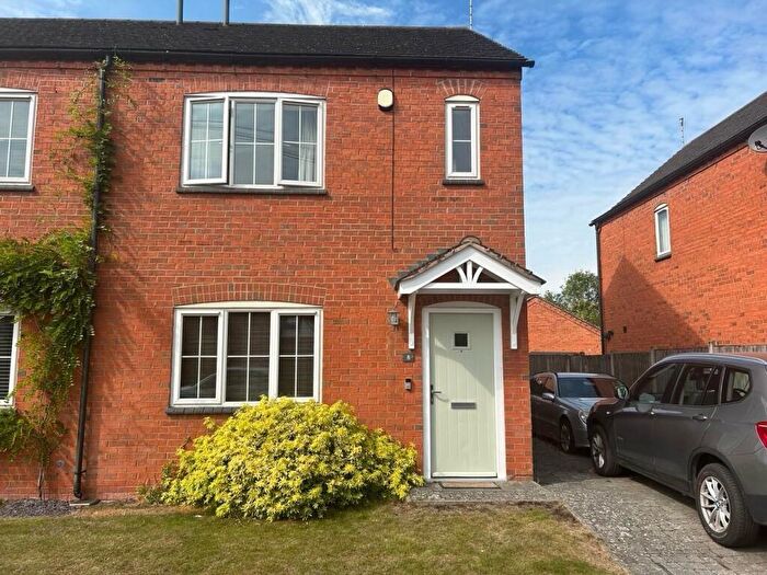 3 Bedroom Semi-Detached House For Sale In Cotes Road, Burbage, LE10