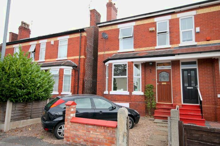 3 Bedroom Semi-Detached House To Rent In Ashford Road, Withington, Manchester, M20