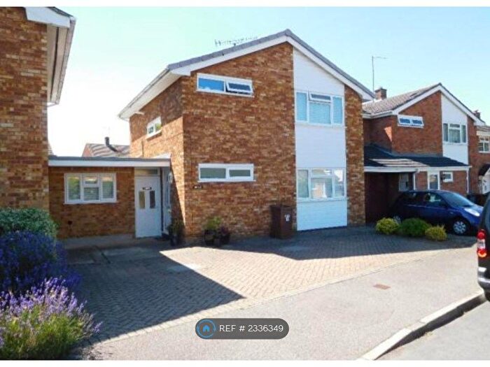 3 Bedroom Semi-Detached House To Rent In Burford Way, Hitchin, SG5