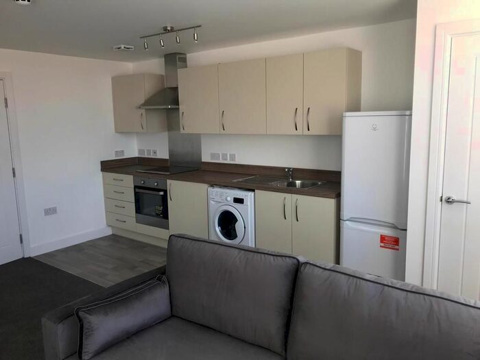 2 Bedroom Flat To Rent In Mount Street, Nottingham, NG7