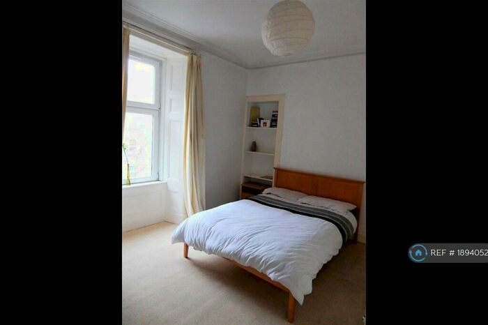1 Bedroom Flat To Rent In Black Street, Dundee, DD2