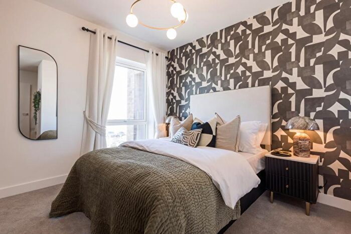 1 Bedroom Apartment For Sale In Newmarket Road, Cambridge, CB5