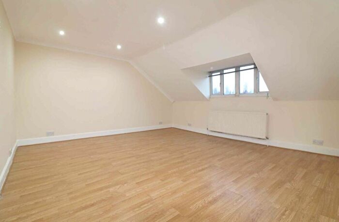 2 Bedroom Flat To Rent In Sydenham Road, Sydenham, SE26