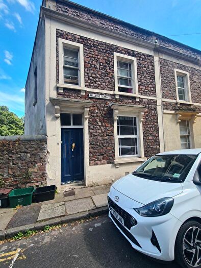 4 Bedroom Flat To Rent In Bellevue Terrace Ground – Ref, BS8