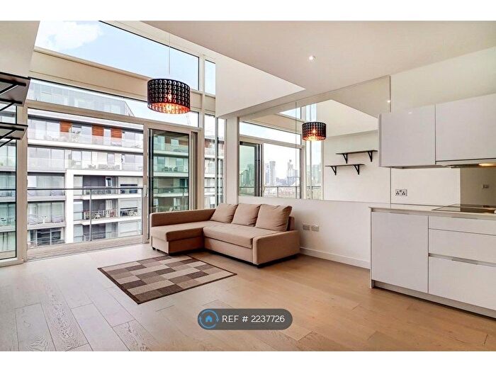 2 Bedroom Flat To Rent In River Gardens Walk, London, SE10
