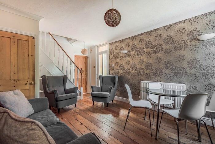 4 Bedroom Semi-Detached House To Rent In Church Road, Guildford GU1