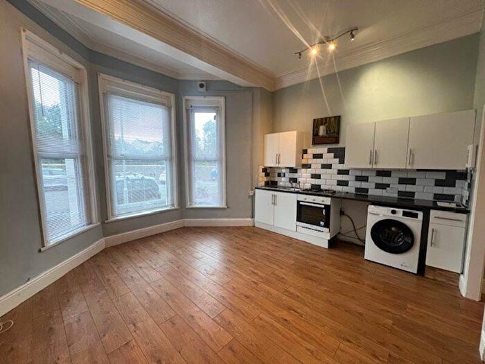 1 Bedroom Flat To Rent In Stuart Road, Plymouth - One Bed Ground Floor Flat, PL1