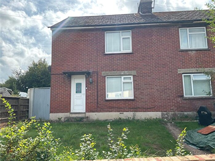3 Bedroom Semi-Detached House For Sale In Shalmsford Street, Chartham, Canterbury, Kent, CT4