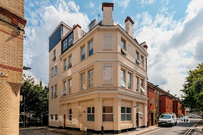 4 Bedroom Duplex To Rent In Rampart Street, Whitechapel, London, E1