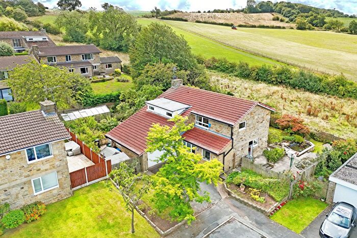 5 Bedroom Detached House For Sale In Walton Park, Pannal, HG3