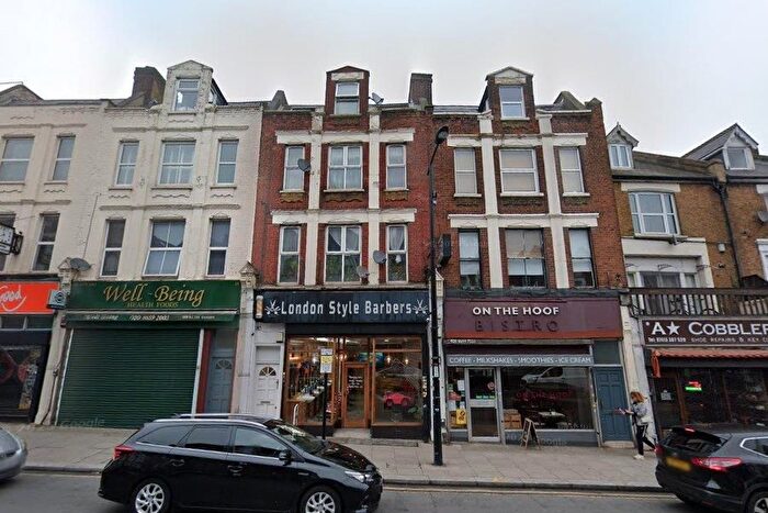 Studio To Rent In Sydenham Road, London, SE26