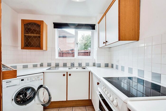 1 Bedroom End Of Terrace House For Sale In Cullerne Close, Abingdon, OX14