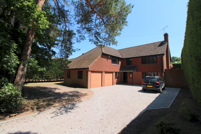 5 Bedroom Detached House To Rent In Graigue House, Hook Heath Road, Woking, GU22