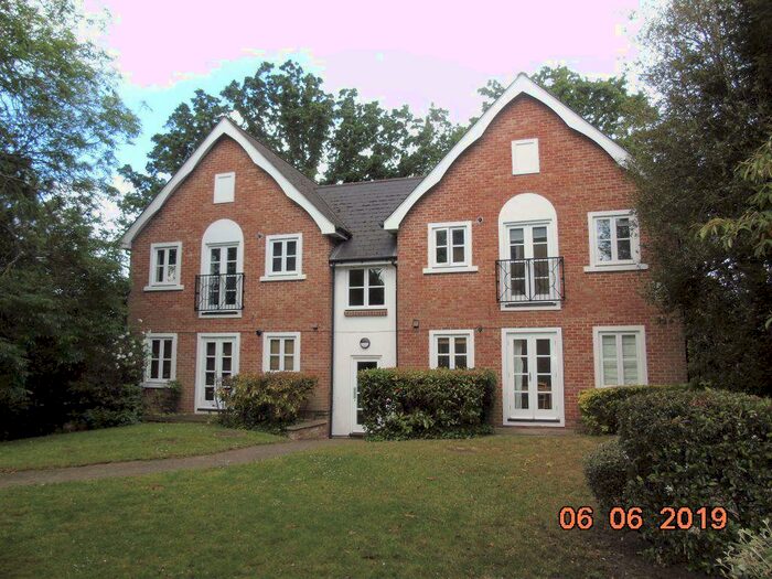 1 Bedroom Flat To Rent In Upton Park, SL1