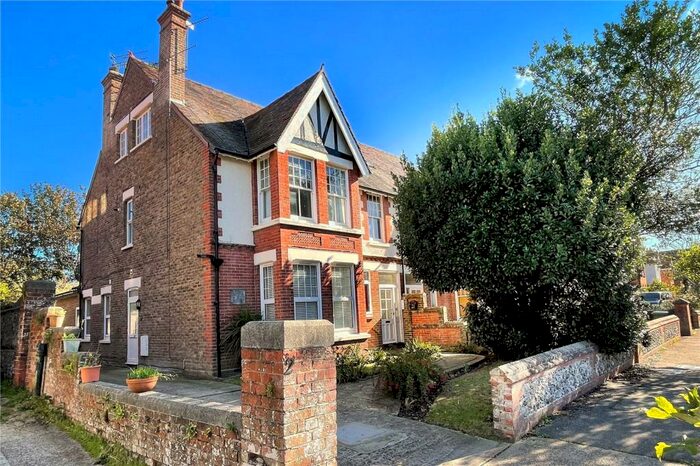 1 Bedroom Apartment To Rent In Goda Road, Littlehampton, BN17