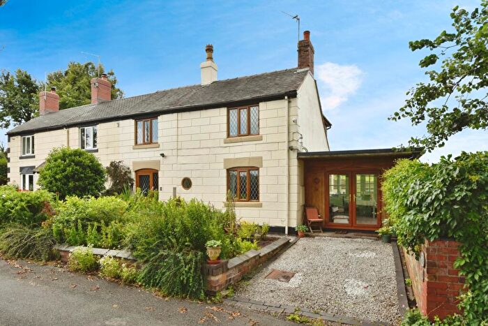 3 Bedroom Semi-Detached House For Sale In Bells Hollow, Newcastle, Staffordshire, ST5