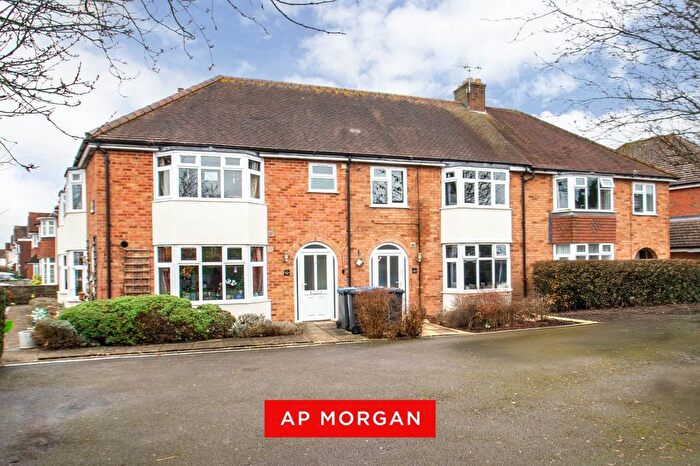 2 Bedroom Flat To Rent In Station Road, Studley, Warwickshire, B80