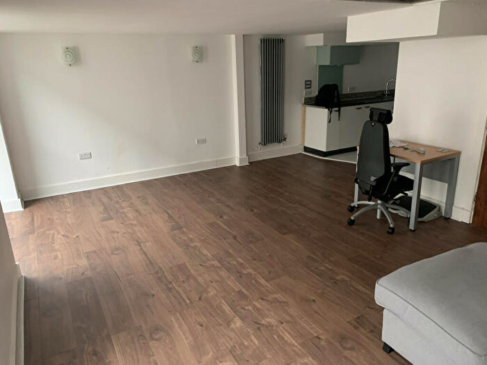 2 Bedroom Apartment To Rent In Cadogan Road, Woolwich, London, SE18