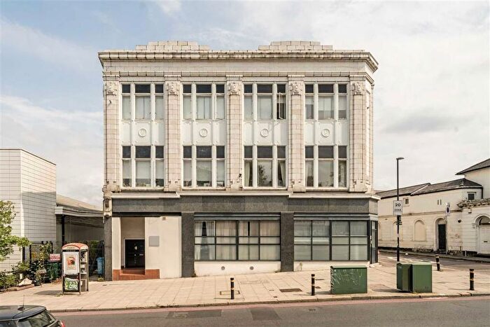 Studio To Rent In Lewisham Way, New Cross, SE14