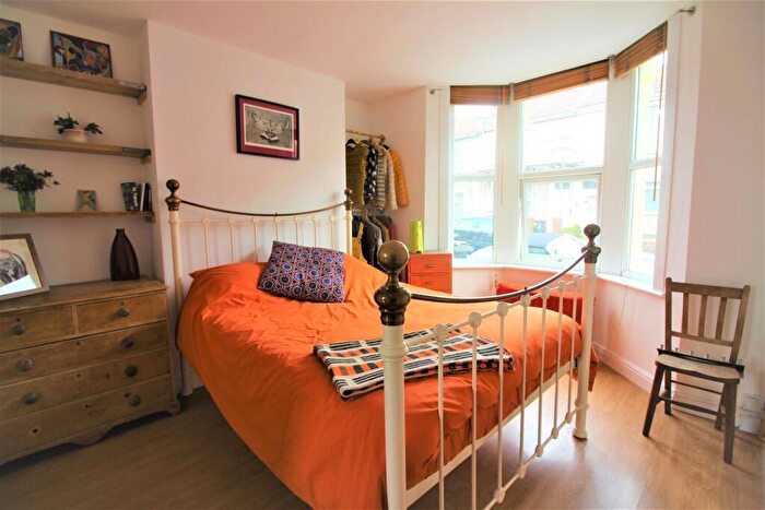 1 Bedroom Flat To Rent In Carlton Park, Bristol, BS5