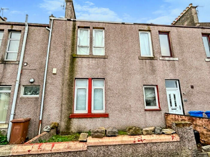2 Bedroom Ground Flat To Rent In Taylor Street, Methil, Leven, KY8