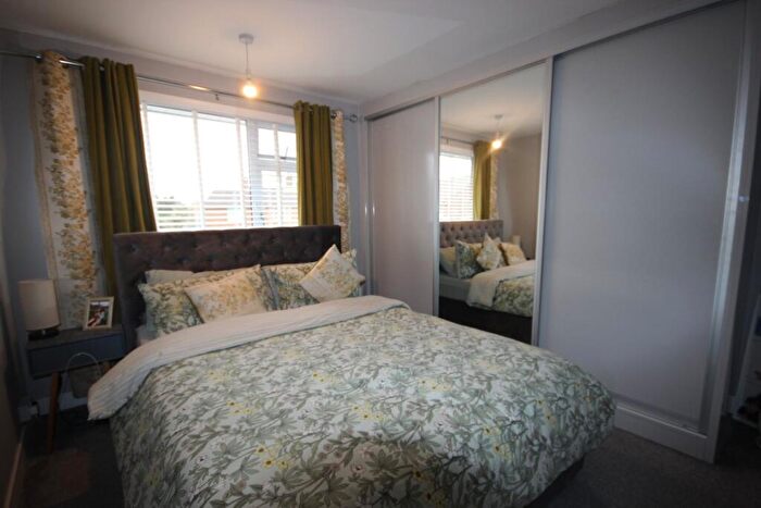 4 Bedroom House To Rent In Dawesmoor Close, Slough, SL2