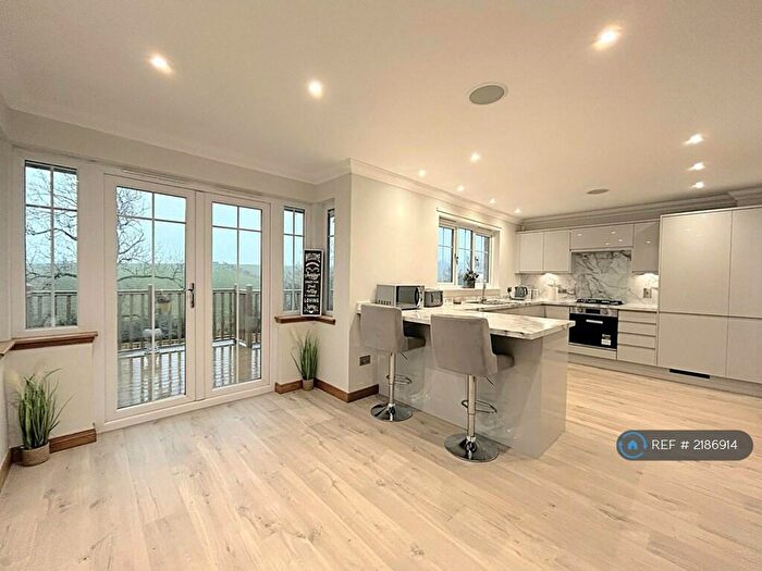 4 Bedroom Detached House To Rent In East Main Street, Blackburn, Bathgate, EH47