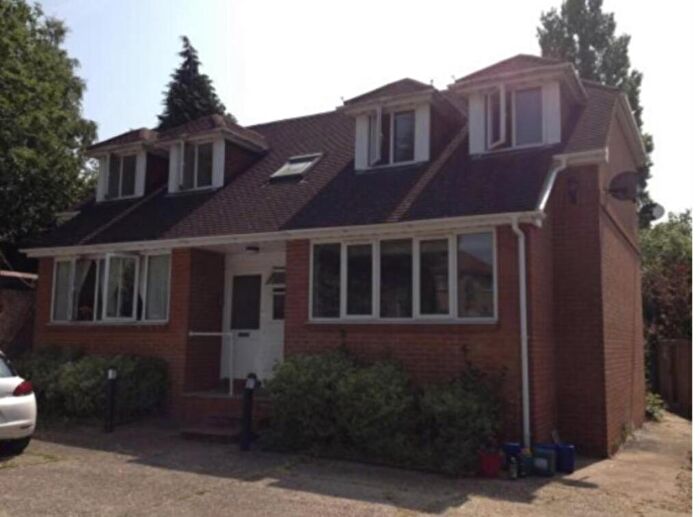 2 Bedroom Flat For Sale In Hillview Close, Wembley, HA9