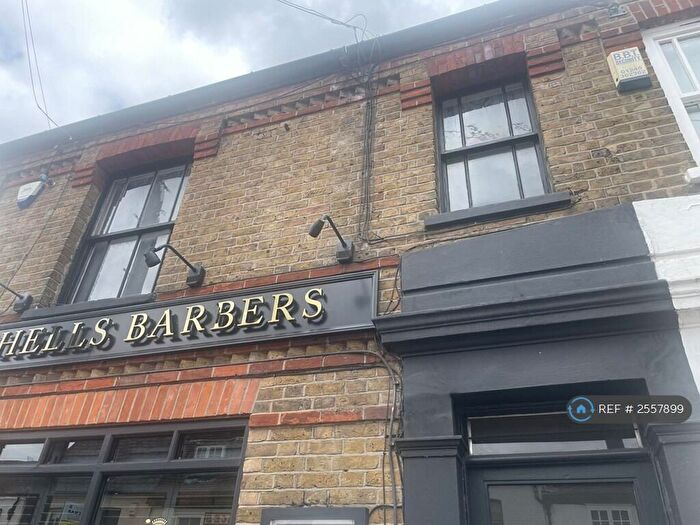 1 Bedroom Flat To Rent In Moulsham Street, Chelmsford, CM2