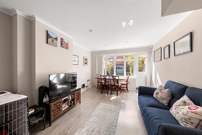 2 Bedroom Terraced House To Rent In Sondes Street, London, SE17