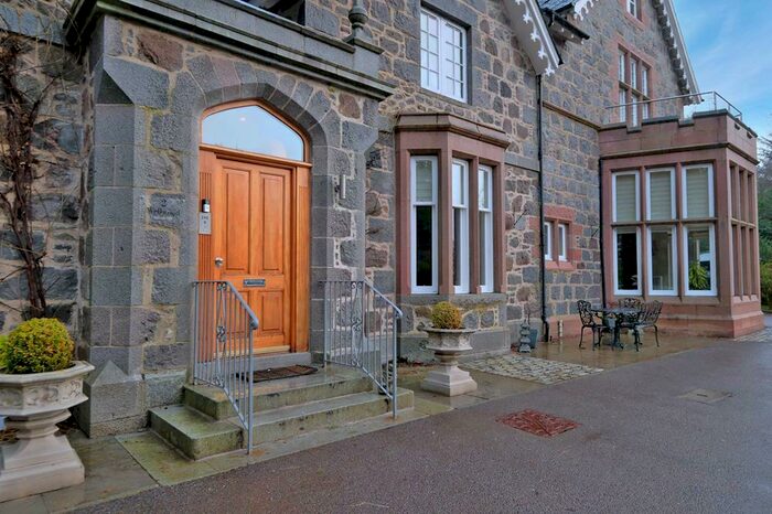 2 Bedroom Flat To Rent In Wellwood Mansions, Cults, AB15