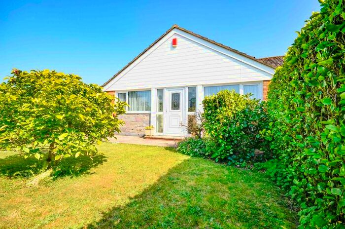 2 Bedroom Semi-Detached Bungalow For Sale In Raddicombe Drive, Brixham, TQ5