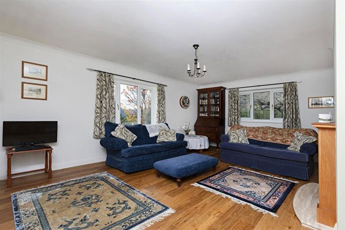 3 Bedroom Detached Bungalow For Sale In Calpin Close, Idle, Bradford, BD10