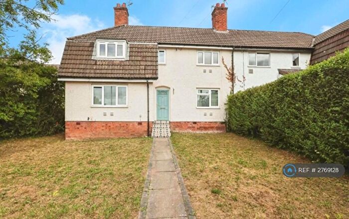 3 Bedroom Semi Detached House To Rent In Stonehouse Lane, Quinton, Birmingham, B32