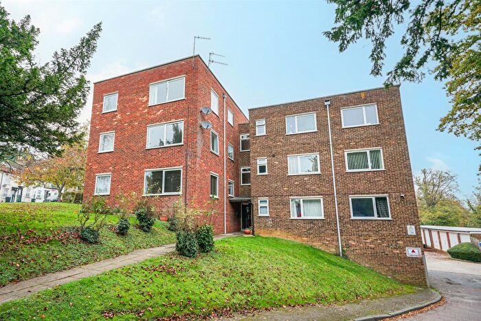 2 Bedroom Flat To Rent In The Elms, Linslade, Leighton Buzzard, LU7