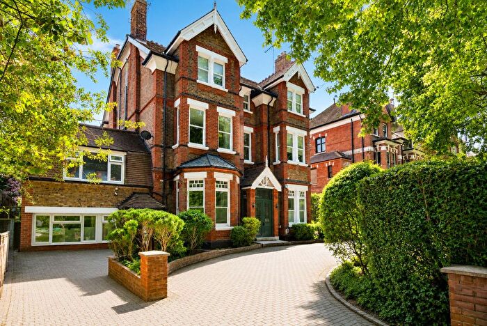 1 Bedroom Flat For Sale In Shepherds Hill, Highgate, London, N6