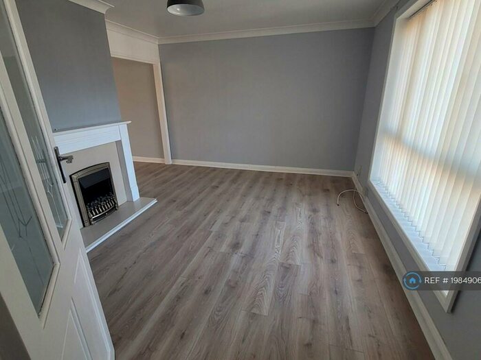 3 Bedroom Semi-Detached House To Rent In Silbury Road, Bristol, BS3