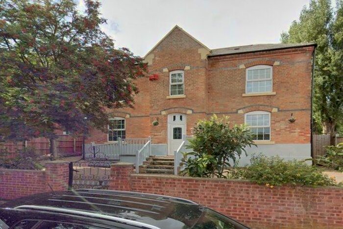 5 Bedroom Property To Rent In Langtry Grove, Nottingham, NG7