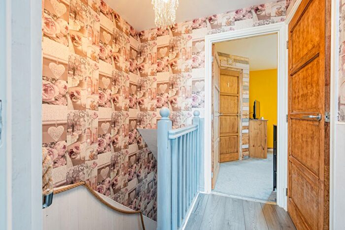 3 Bedroom End Of Terrace House For Sale In Greenfields Drive, Newport, TF10